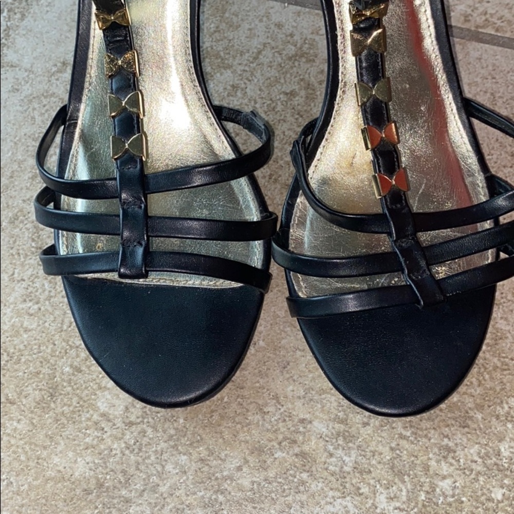 Heels - Picture 2 of 6